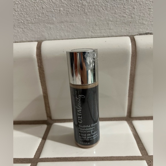 Ulta Beauty Youthful Glow Foundation Serum Drops Shade Light Cool - Picture 1 of 3